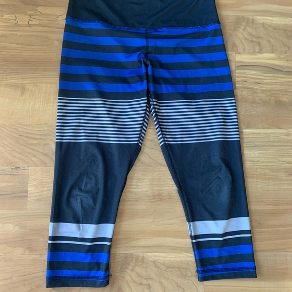 Workout Capri Leggings: Anjali - Picture 8 of 9